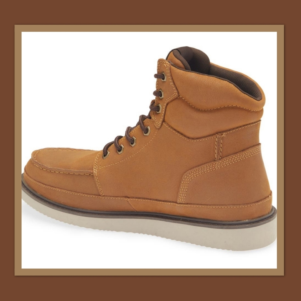 TIMBERLAND NEWMARKET CHUKKA BOOTS - Picture 2 of 8